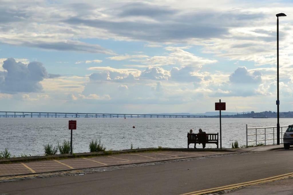 Fishermans Flat - River View Holiday Home ดันดี ภายนอก รูปภาพ